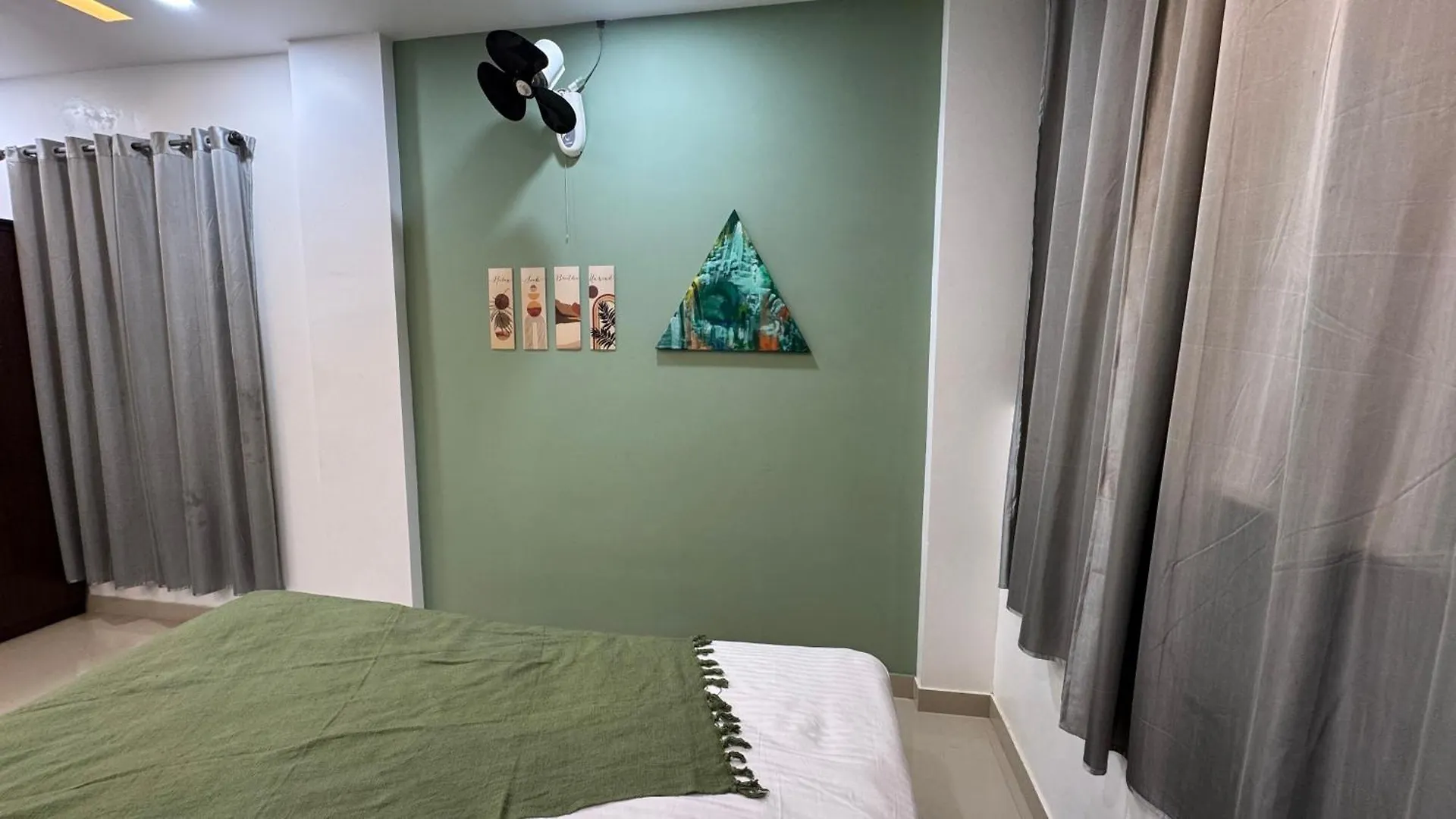 Beehive Villa Padinjarathara