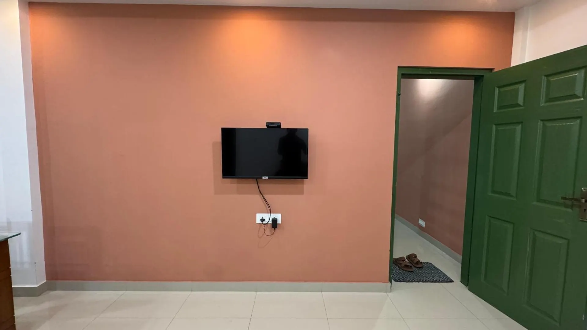 Beehive Villa Padinjarathara 0*,